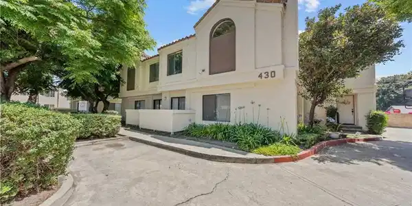 430 Anderwood Court