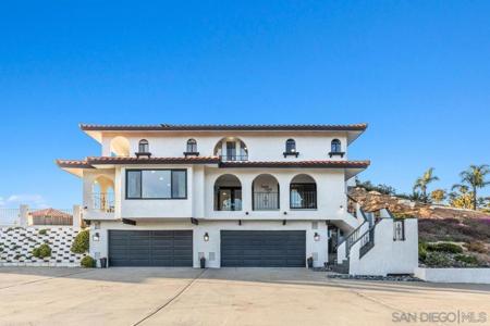 620 Calle De La Sierra