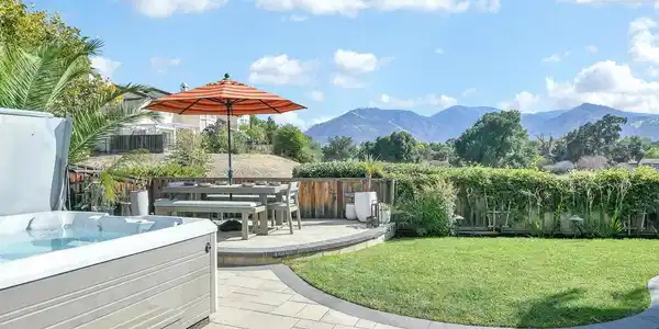 1039 Feather Cir