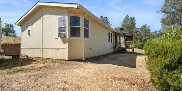 16080 Oakridge Road