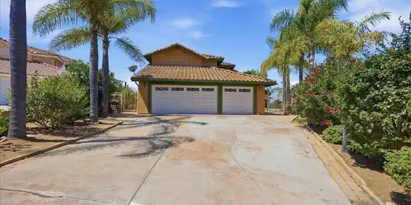 842 Porter Way