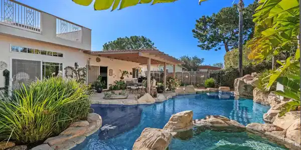 1455 Calle Colina
