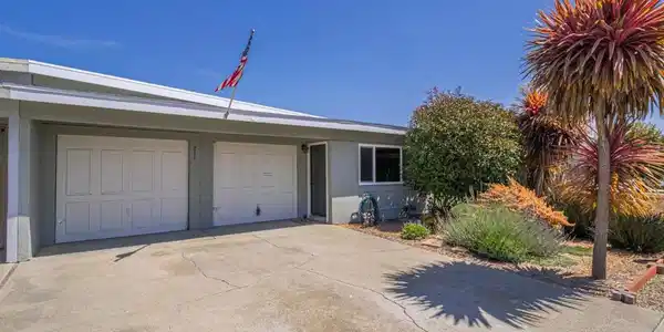 711 Bronte Avenue
