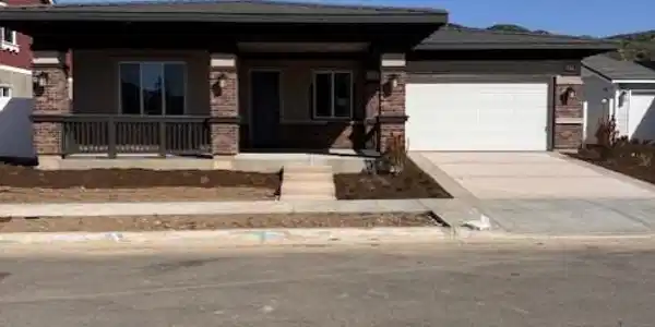 477 Wisteria Street