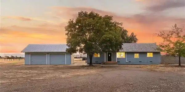 4759 County Road Dd