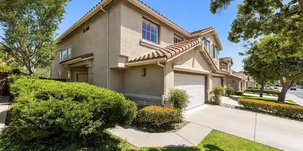 5219 Paseo Ricoso