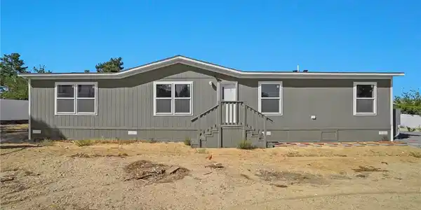13984 Victoria Dr