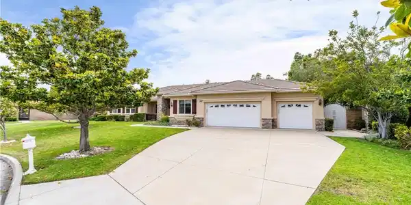 7064 Isle Court