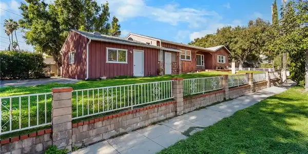 1645 Coolidge