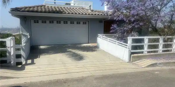 881 Mount Washington Drive
