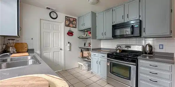 10330 E Avenue R14