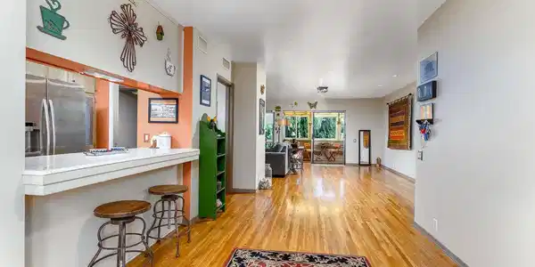 1901 Peyton Avenue