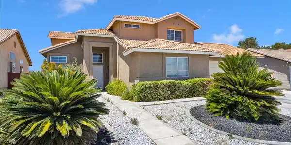 13776 Foxfire Road