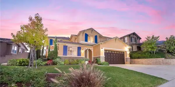 5142 Crimson Place