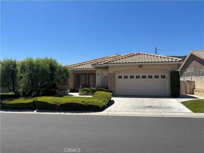 4913 Singing Hills
