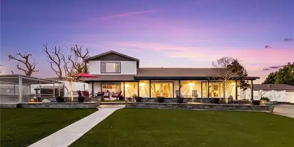 2320 Temescal