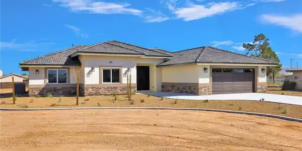 21960 Ramona