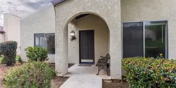 1044 Ardmore