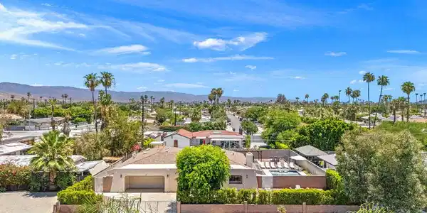 628 S Mountain View Drive