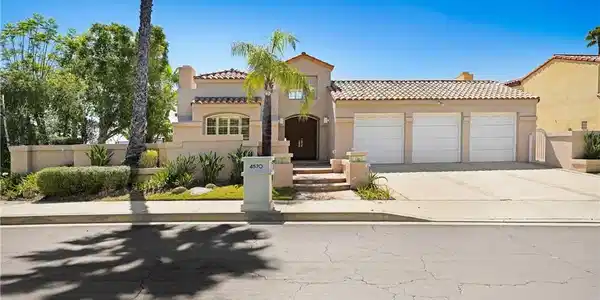 4570 Park Marbella