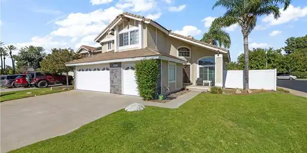 7465 Doheny