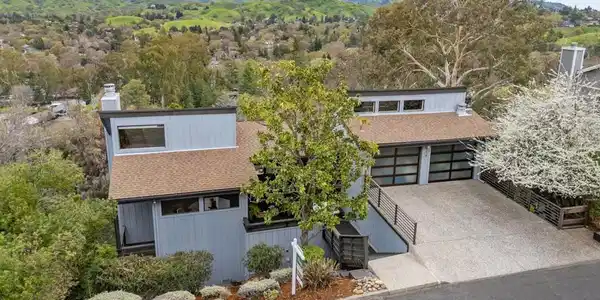 154 Rudgear Drive