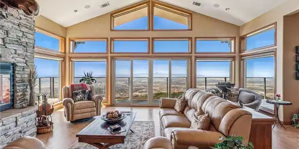 24143 Rockview