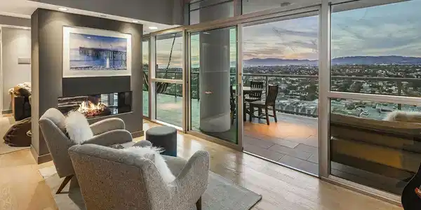 13700 Marina Pointe Drive