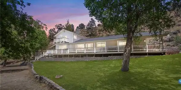 3537 Pinon Pines Road