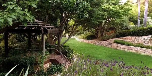 3756 FOOTHILL, PRIVATE LANE Road