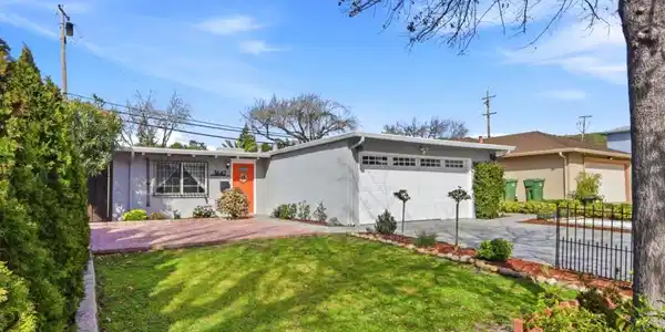 1647 Jupiter Drive