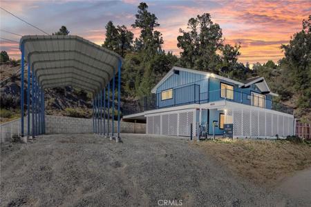 6830 Lakeview Drive
