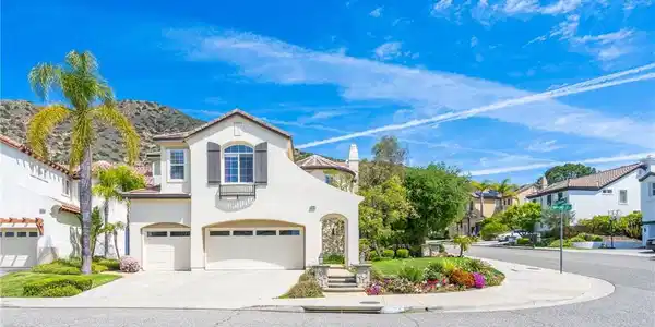 6193 Barons Way