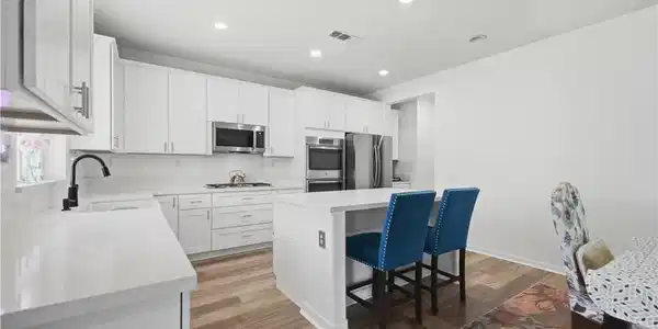 34308 Heather Ridge