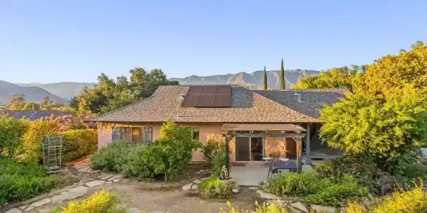 10 Taormina Lane