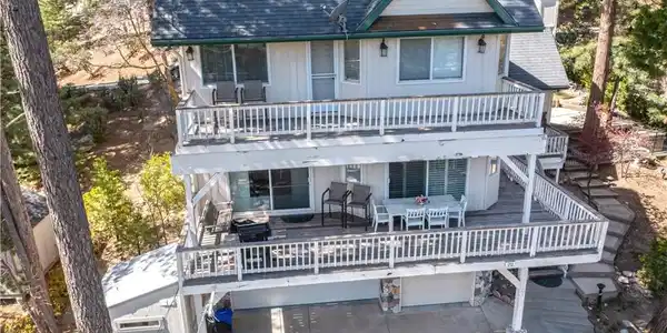 212 N Fairway Drive