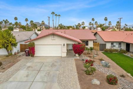 78570 Bottlebrush Drive