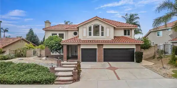 5415 Los Monteros