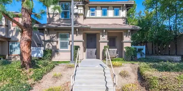 11090 Mountain View Drive