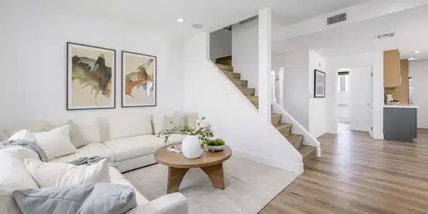 1080 Everett Place