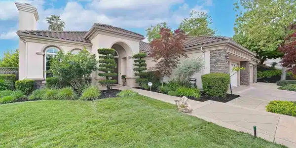 1 Circle E Ranch Pl