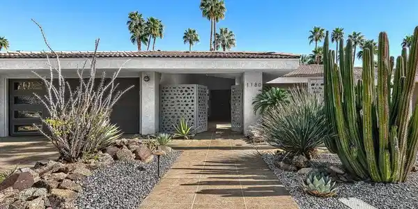 1180 Los Robles Drive