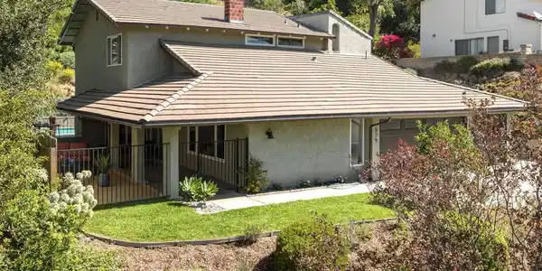 579 Acacia Street