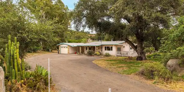 982 Oso Road Road