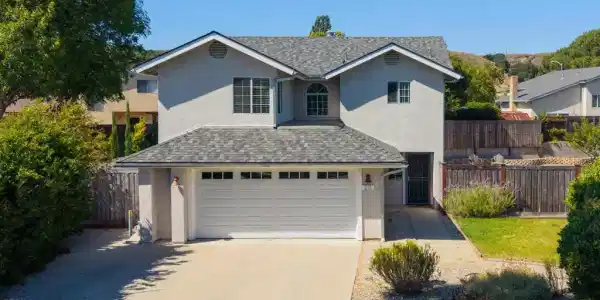 211 Menlo Drive