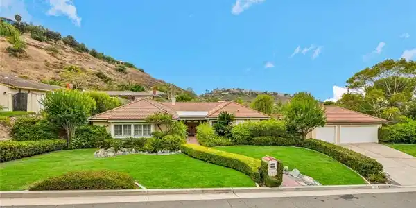 304 S Calle Baja