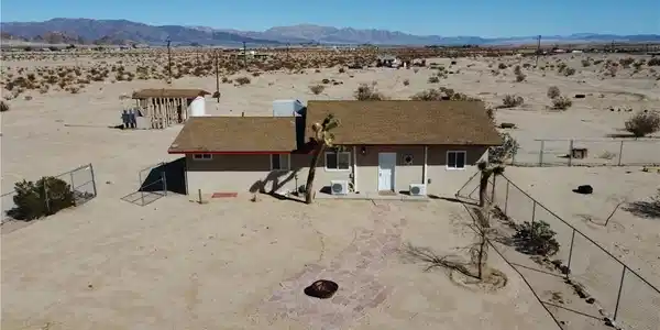 3939 Pinto Mountain