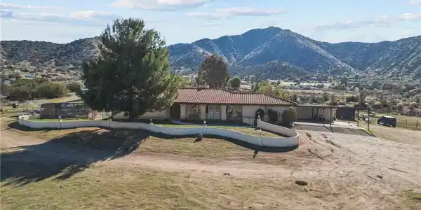 902 Searchlight Ranch