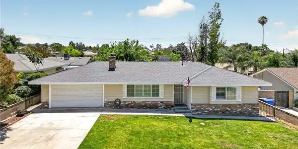 35543 Mountain View Street