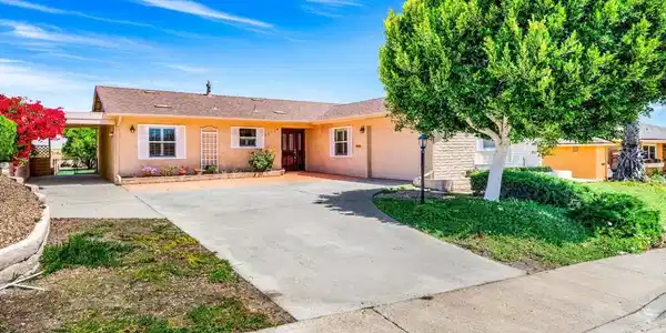12118 Obispo Rd